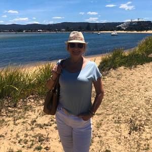 Meet your Posher, Halina